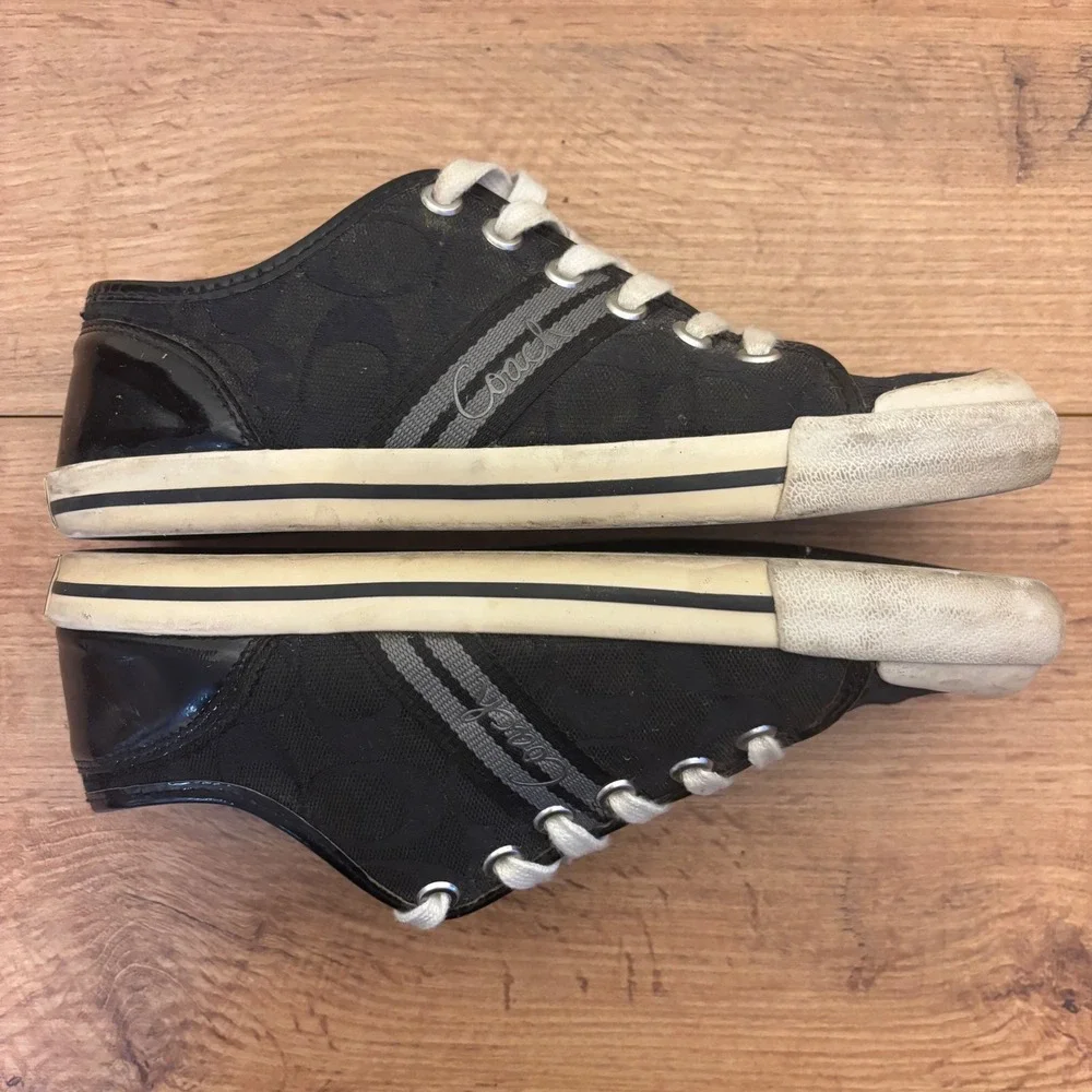 COACH Folly Signature Canvas Sneakers Black Women Size 7 Casual Everyday Comfort